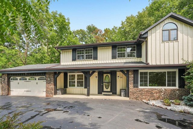 5360 S 43rd STREET, Greenfield, WI 53220