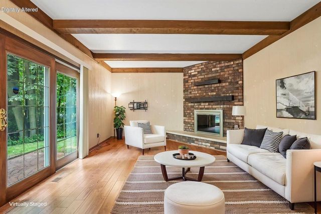 5360 S 43rd STREET, Greenfield, WI 53220