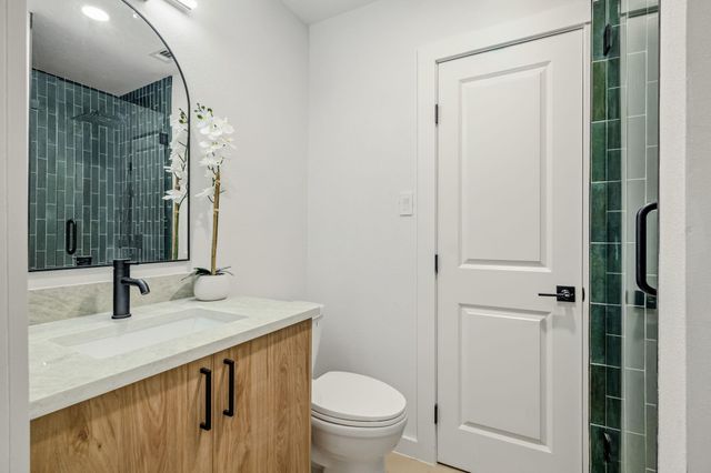 5210 Gladstone DR, Austin, TX 78723
