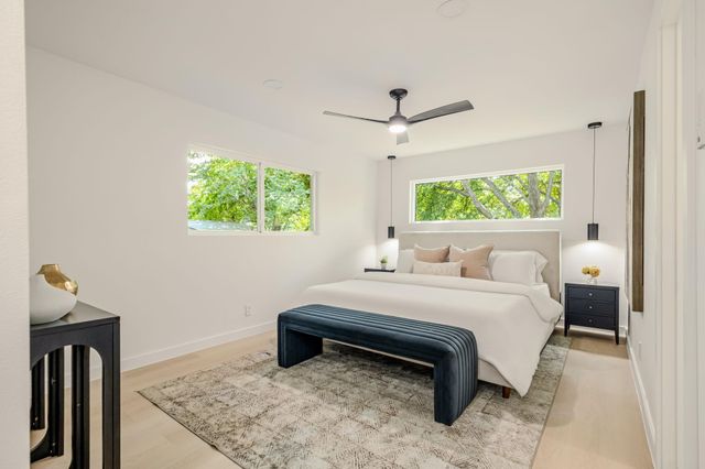 5210 Gladstone DR, Austin, TX 78723