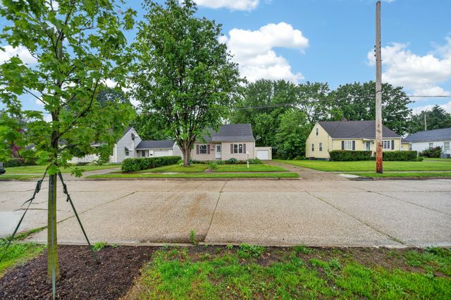 1917 E 7TH Street, Erie, PA 16511