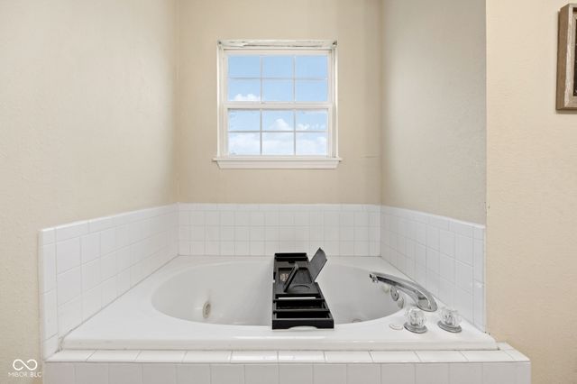 6111 Parrington Drive, Indianapolis, IN 46236