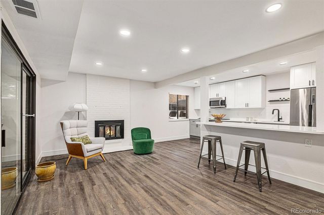 7995 E Mississippi Avenue C2, Denver, CO 80247