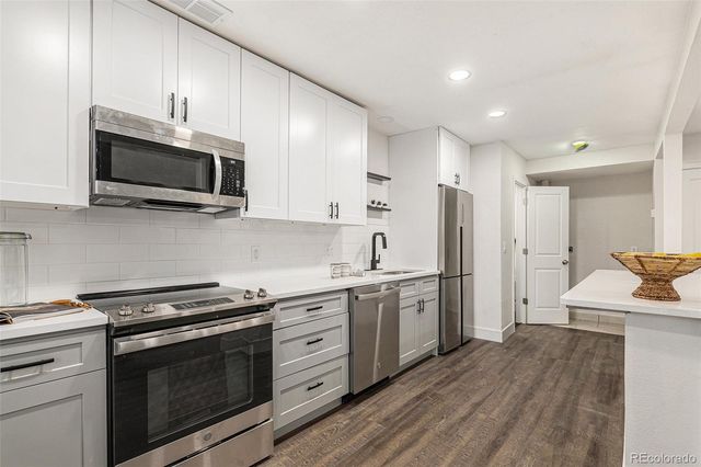7995 E Mississippi Avenue C2, Denver, CO 80247