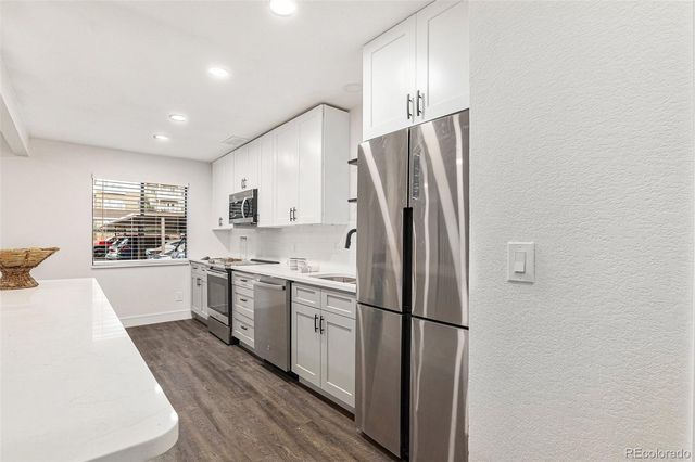 7995 E Mississippi Avenue C2, Denver, CO 80247