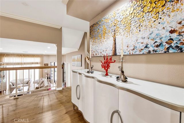 20737 Roscoe 203, Winnetka, CA 91306