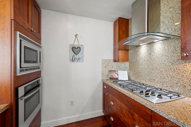 700 W E Street 1903, San Diego, CA 92101