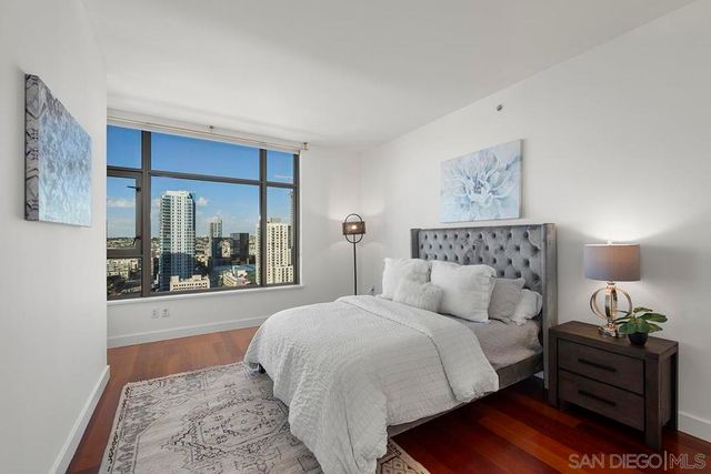 700 W E Street 1903, San Diego, CA 92101