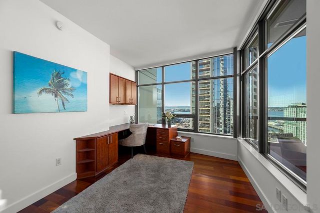 700 W E Street 1903, San Diego, CA 92101