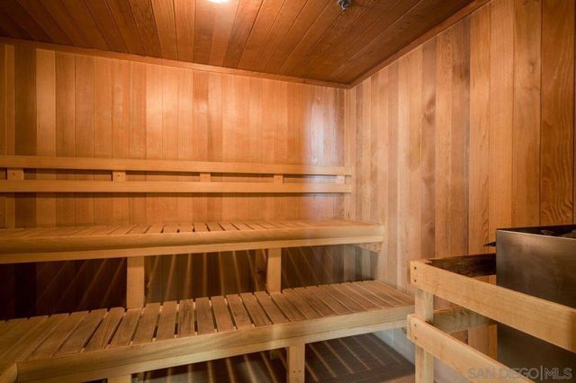 700 W E Street 1903, San Diego, CA 92101