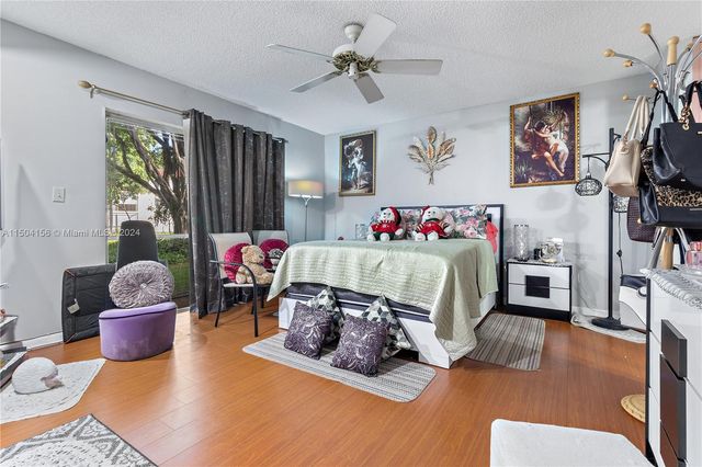 281 S Hollybrook Dr 103, Pembroke Pines, FL 33025