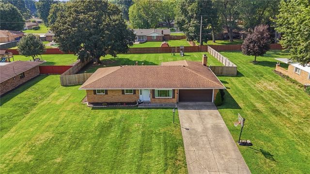 2825 Walford Drive, Centerville, OH 45440