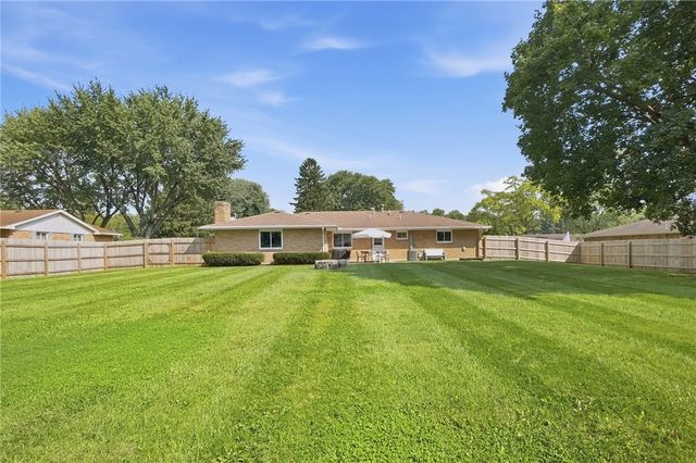 2825 Walford Drive, Centerville, OH 45440