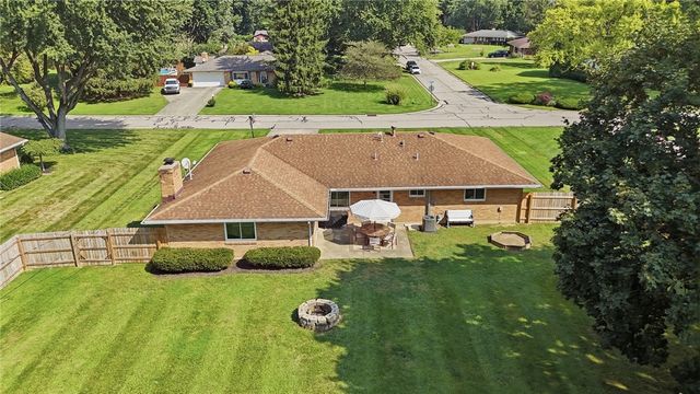 2825 Walford Drive, Centerville, OH 45440