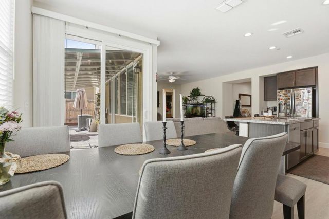 1097 Sunridge Drive, Hollister, CA 95023