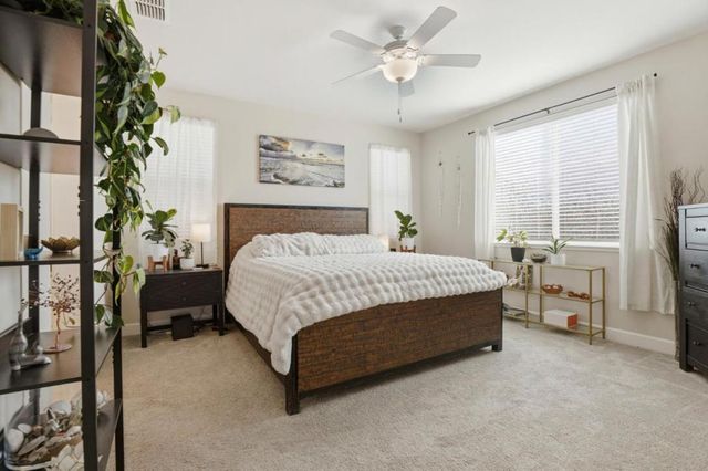 1097 Sunridge Drive, Hollister, CA 95023
