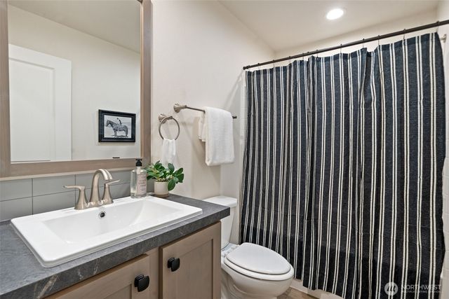 151 E Agate Drive, Shelton, WA 98584