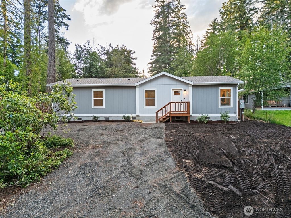 151 E Agate Drive, Shelton, WA 98584