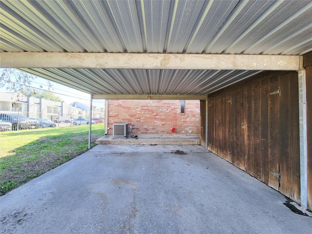 8801 Hammerly Boulevard 501, Houston, TX 77080