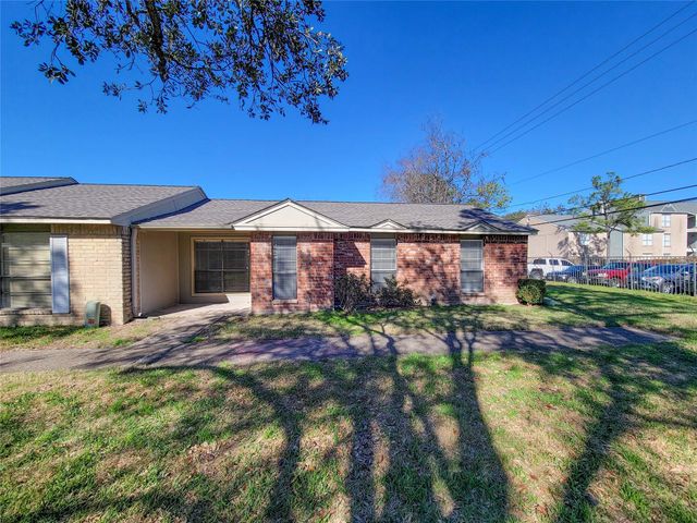 8801 Hammerly Boulevard 501, Houston, TX 77080
