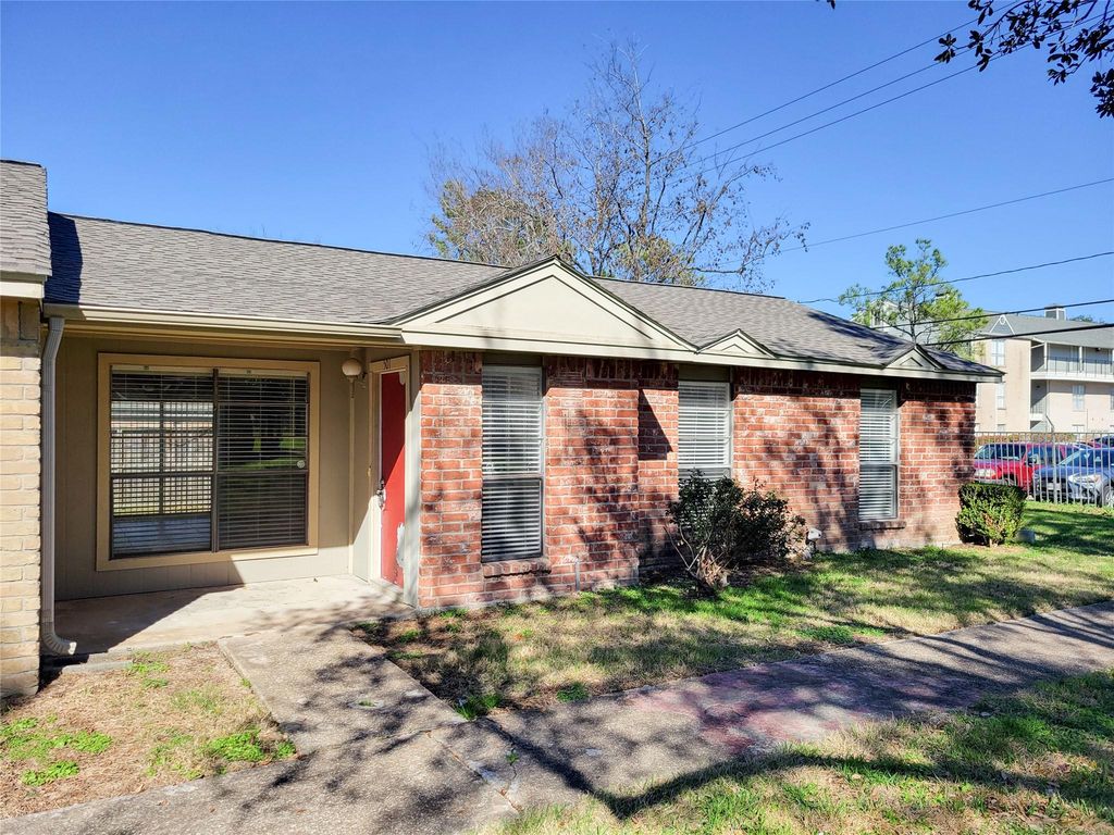 8801 Hammerly Boulevard 501, Houston, TX 77080