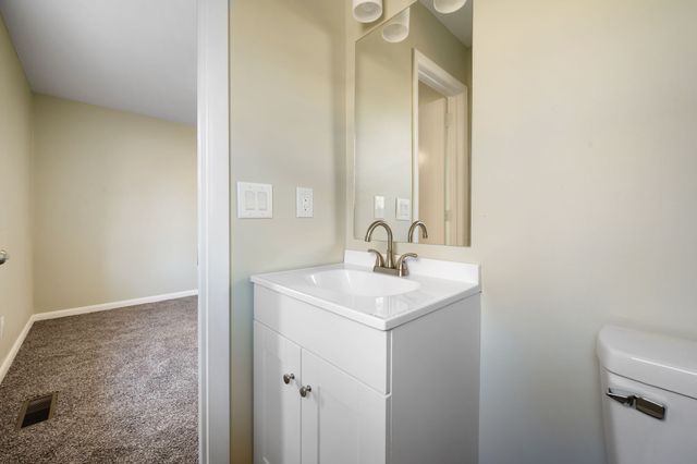 12 Hattie Dr, Fayetteville, TN 37334