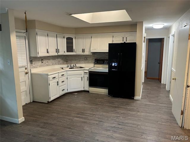 1534 Comet Drive, St Louis, MO 63137