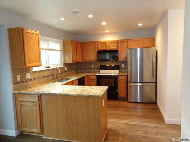 10482 Hyacinth Street, Littleton, CO 80129