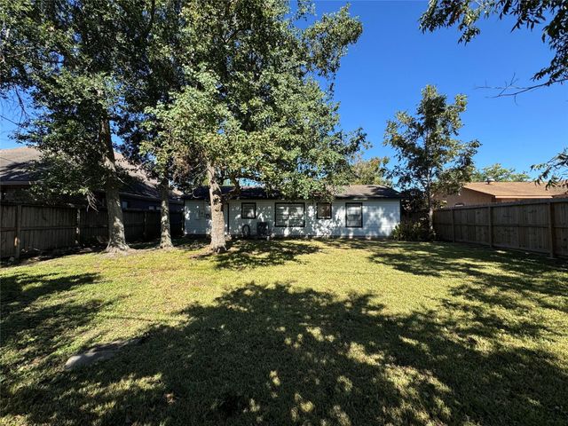 514 Bertloma Street, Pasadena, TX 77502