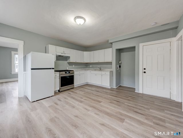 115 Silver Street 2N, New Britain, CT 06053