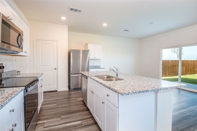 2104 Hamilton Street, Princeton, TX 75407