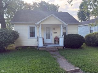 2234 Maple Street, Columbus, IN 47201