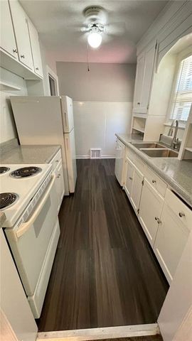 1408 W 28th Street S, Independence, MO 64052