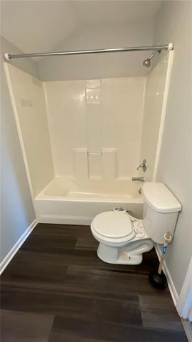 1408 W 28th Street S, Independence, MO 64052