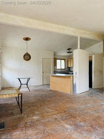 24151 Church Street, Oak Park, MI 48237