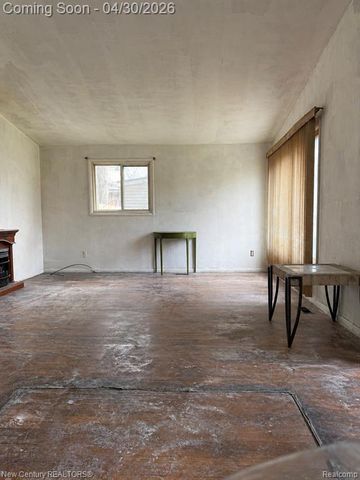 24151 Church Street, Oak Park, MI 48237