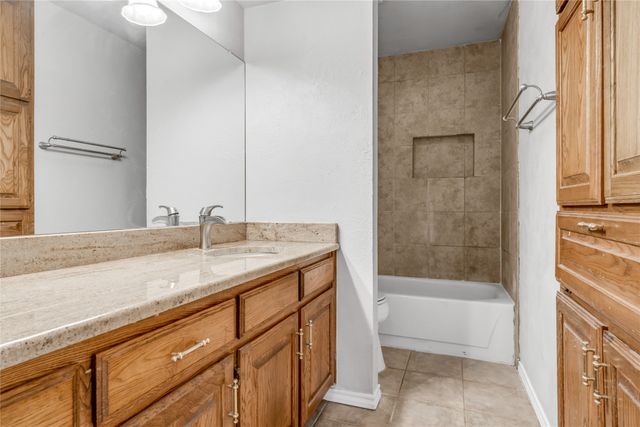 2200 Reading Road, Arlington, TX 76011