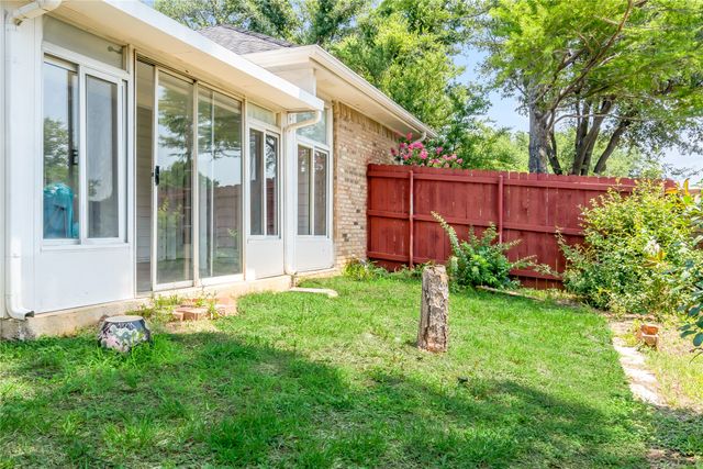 2200 Reading Road, Arlington, TX 76011