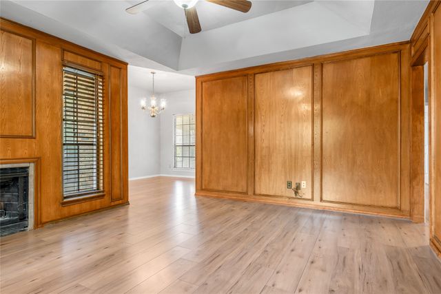 2200 Reading Road, Arlington, TX 76011