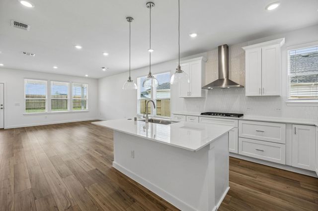 322 Ruby Ford Drive, Cove, TX 77523