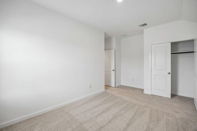 322 Ruby Ford Drive, Cove, TX 77523