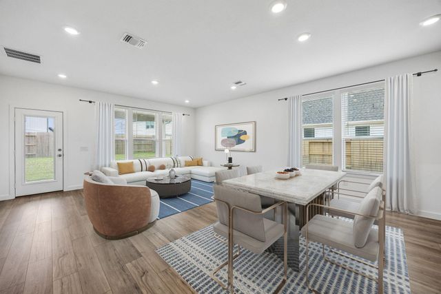 322 Ruby Ford Drive, Cove, TX 77523