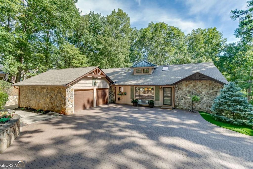 7565 Shadburn Ferry Road, Cumming, GA 30041 — exterior