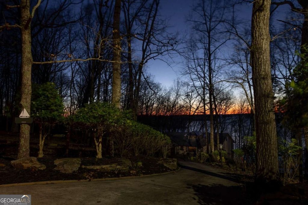 7565 Shadburn Ferry Road, Cumming, GA 30041 — photo 3