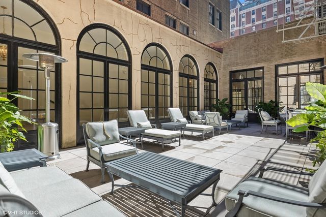 179 E Lake Shore Drive 19S, Chicago, IL 60611