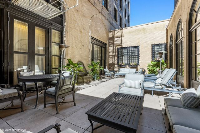 179 E Lake Shore Drive 19S, Chicago, IL 60611