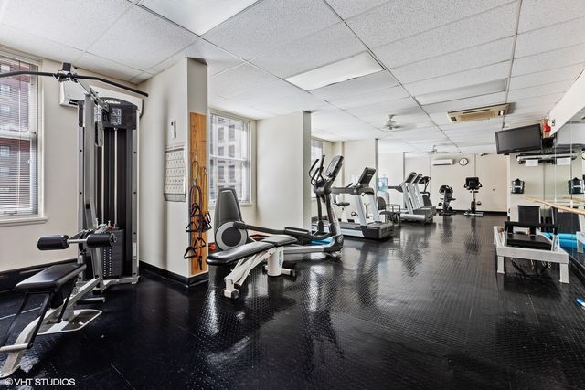 179 E Lake Shore Drive 19S, Chicago, IL 60611