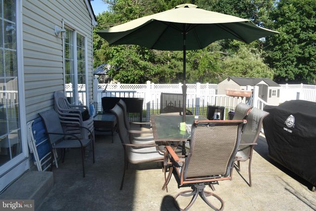 9 CRYSTAL CT, Sicklerville, NJ 08081