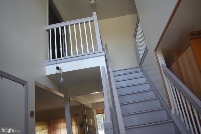 9 CRYSTAL CT, Sicklerville, NJ 08081