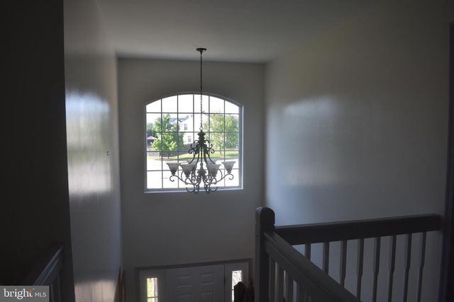 9 CRYSTAL CT, Sicklerville, NJ 08081